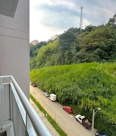Lujoso Apartamento Centrico Pereira Exterior photo